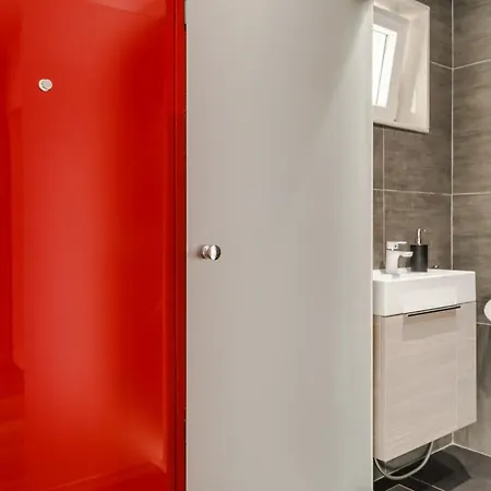 Guest house Luxury Apartman Martinis With Pool Split